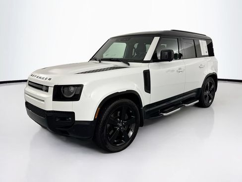 Used 2024 Land Rover Defender 110 X-Dynamic SE AWD/4WD image 1