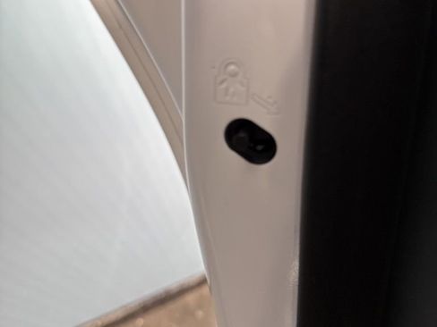 Used 2024 Chevrolet Equinox LT image 29