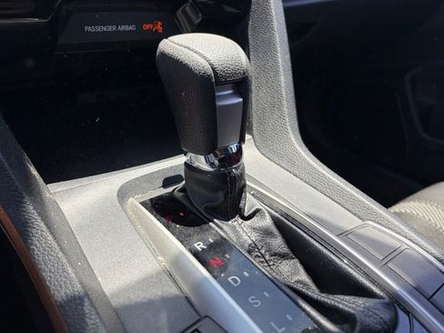 Used 2017 Honda Civic EX image 9