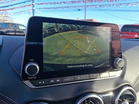 Used 2024 Nissan Sentra SV image 17