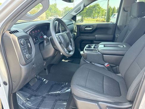 Used 2021 Chevrolet Silverado 1500 Custom Trail Boss AWD/4WD image 29