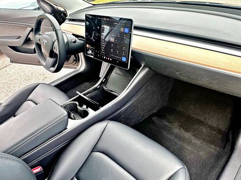 Used 2018 Tesla Model 3 Performance AWD/4WD image 45