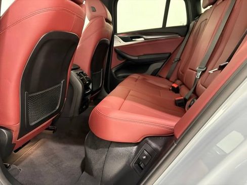 Certified 2024 BMW X4 xDrive30i w/ Premium Package AWD/4WD image 17