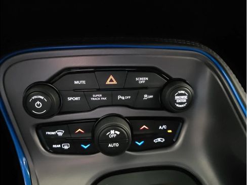 Used 2023 Dodge Challenger GT w/ Plus Package image 23