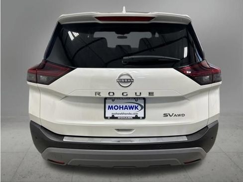 Used 2022 Nissan Rogue SV w/ SV Premium Package AWD/4WD image 4