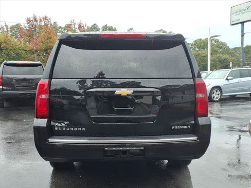 Used 2019 Chevrolet Suburban Premier image 6