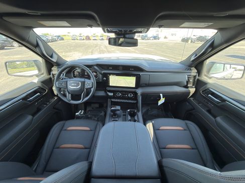 New 2026 GMC Sierra 1500 AT4 AWD/4WD image 2