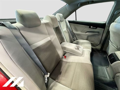 Used 2012 Toyota Camry XLE image 27
