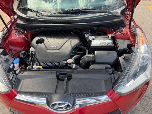 Used 2016 Hyundai Veloster w/ Option Group 02 FWD image 19