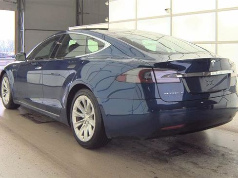 Used 2017 Tesla Model S 100D image 9