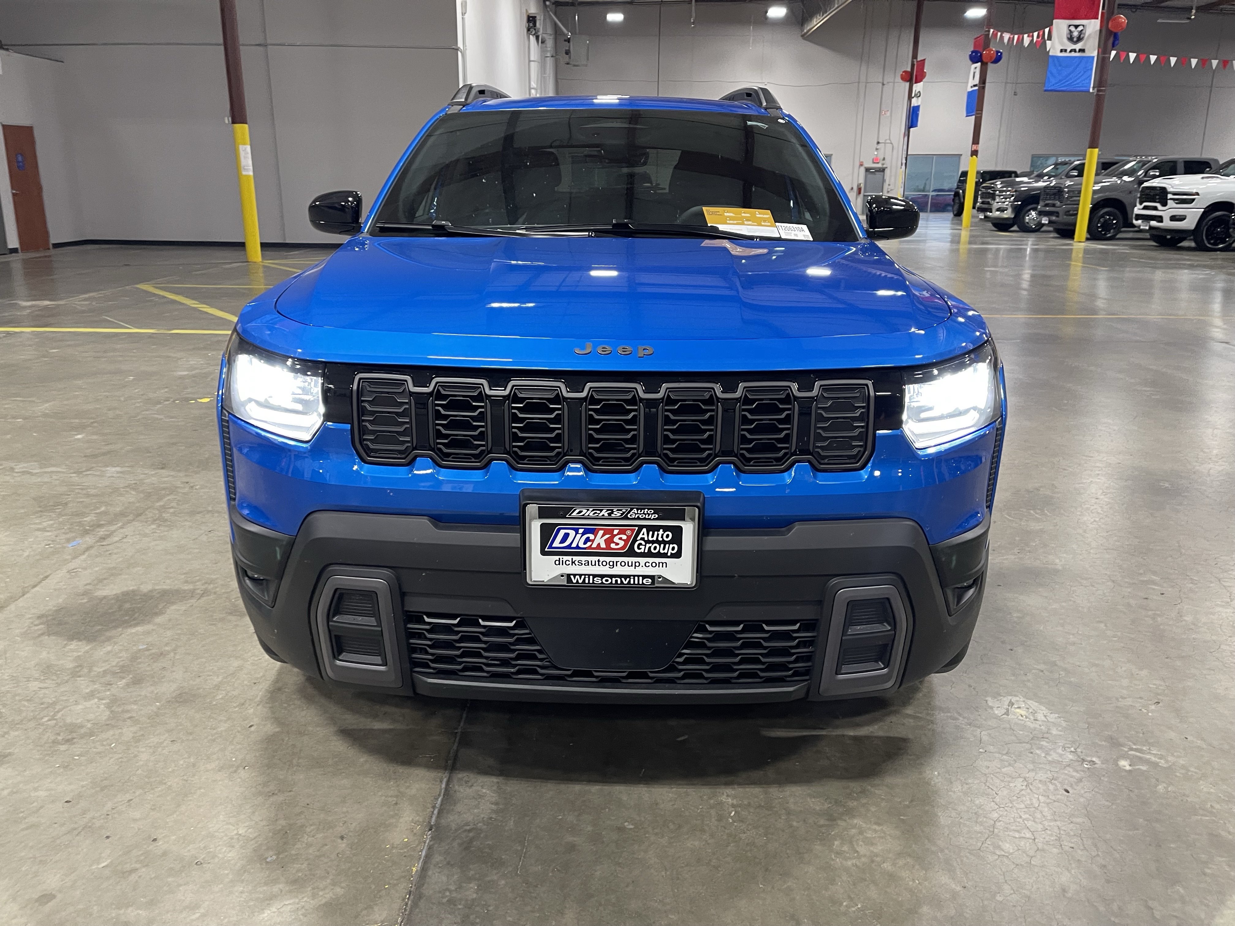Certified 2026 Jeep Cherokee Laredo AWD/4WD image 8