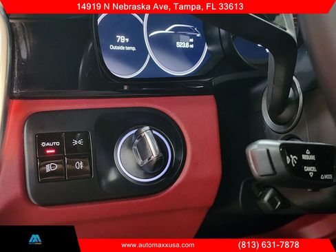 Used 2020 Porsche Cayenne AWD/4WD image 22