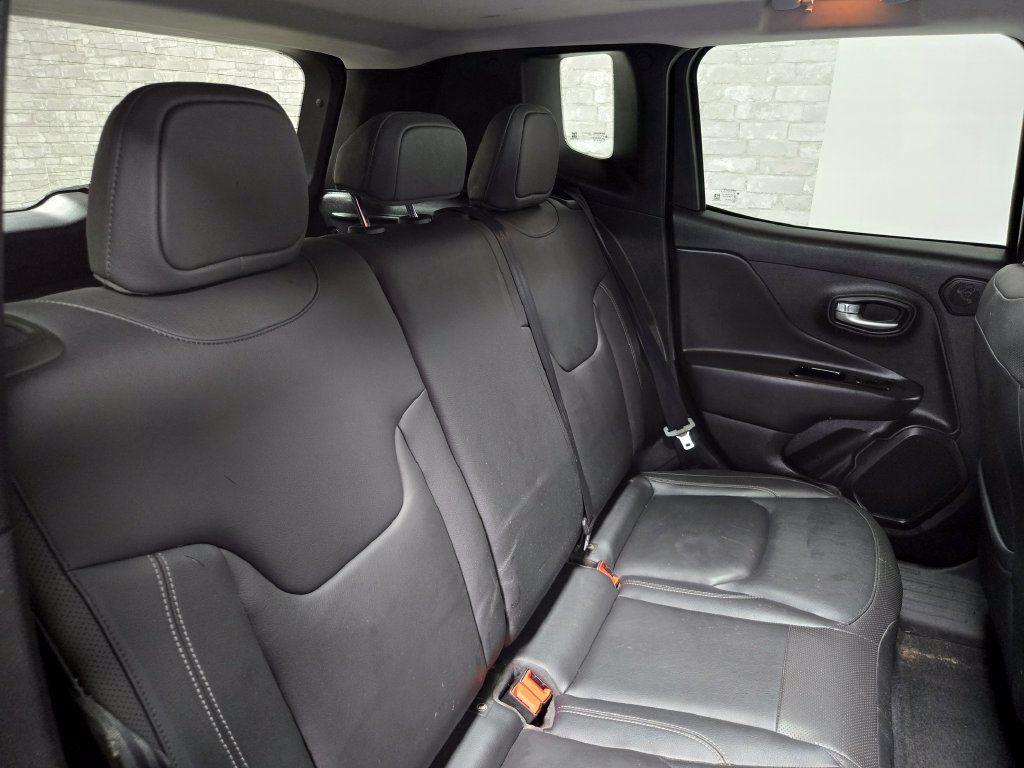 Used 2023 Jeep Renegade Limited w/ Sun/Sound Group AWD/4WD image 49