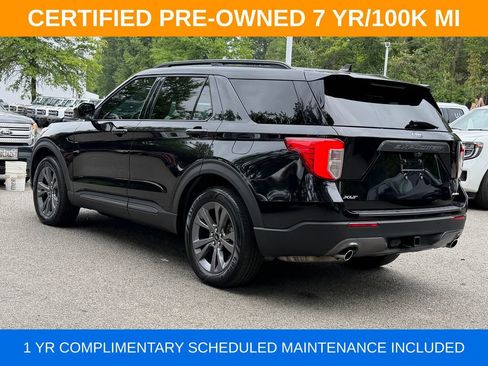 Used 2022 Ford Explorer XLT w/ Equipment Group 202A AWD/4WD image 6