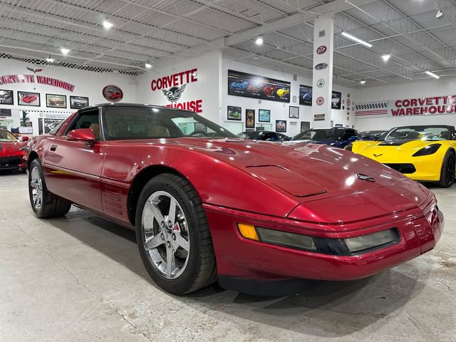 Used 1994 Chevrolet Corvette Coupe RWD image 4