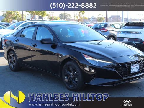 Used 2023 Hyundai Elantra Blue image 5