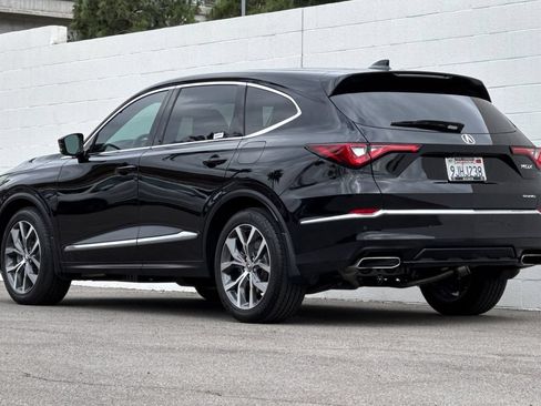 Certified 2024 Acura MDX SH-AWD w/ Technology Package image 3