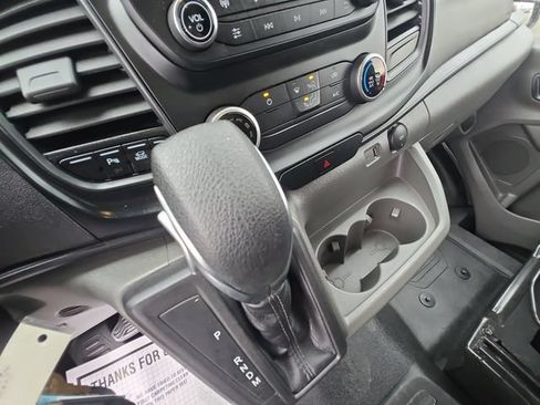Used 2025 Ford Transit 250 148 Medium Roof Extended AWD w/ Load Area Protection Package image 18