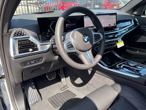 New 2026 BMW X5 xDrive40i w/ M Sport Package AWD/4WD image 14