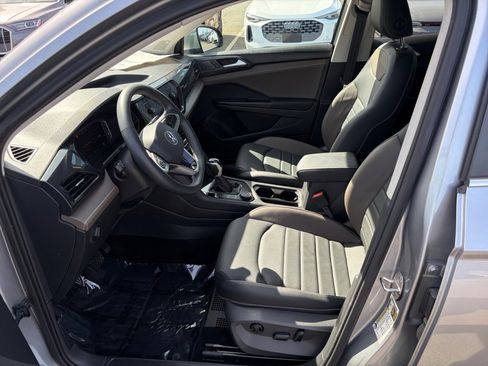 Used 2022 Volkswagen Taos SEL image 30