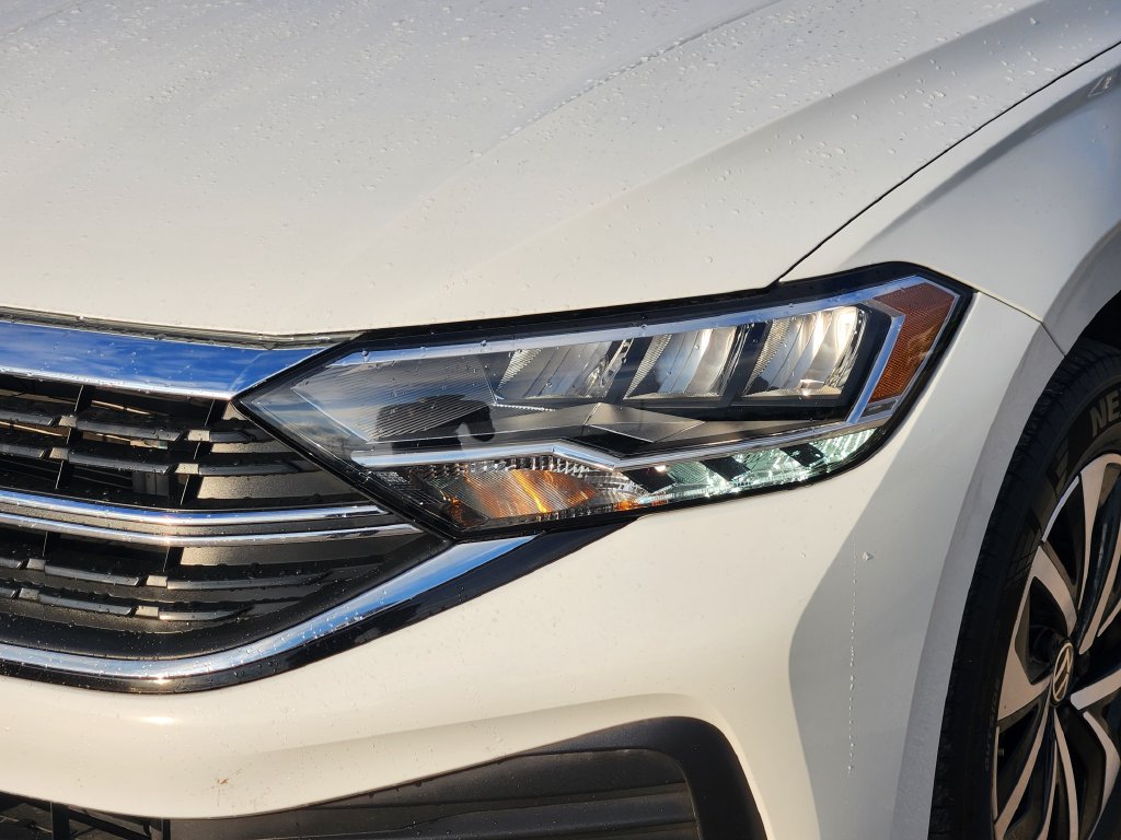 Certified 2023 Volkswagen Jetta S FWD image 7