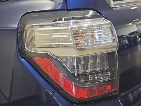 Used 2023 Toyota 4Runner SR5 AWD/4WD image 35
