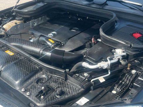 Used 2021 Mercedes-Benz GLE 350 4MATIC image 9
