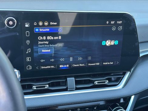 Used 2025 Chevrolet Equinox LT w/ Convenience Package II image 28