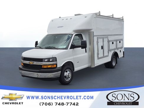New 2026 Chevrolet Express 3500 w/ Power Convenience Package RWD image 1