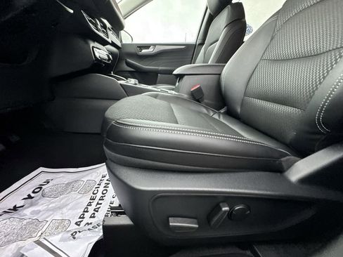 New 2026 Ford Escape SE FWD image 12