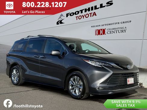 Certified 2025 Toyota Sienna Limited AWD/4WD image 1