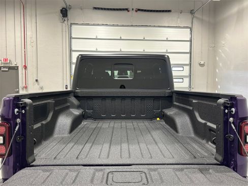 New 2026 Jeep Gladiator Willys image 31