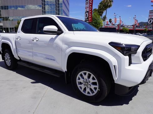 New 2026 Toyota Tacoma SR5 RWD image 3