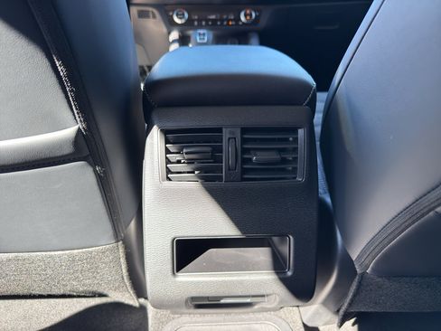 New 2026 Nissan Rogue SL AWD/4WD image 30