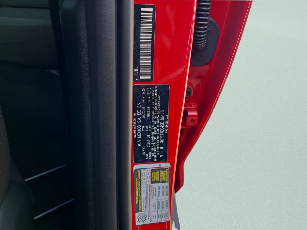 Used 2025 Kia K4 FWD image 32