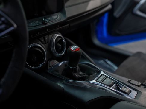 Used 2022 Chevrolet Camaro SS image 40