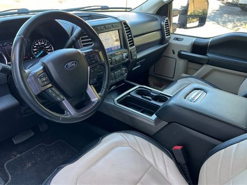 Used 2020 Ford F250 Limited image 10