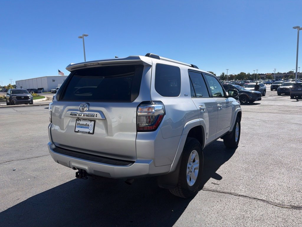 Used 2023 Toyota 4Runner SR5 Premium w/ Moonroof Package AWD/4WD image 7