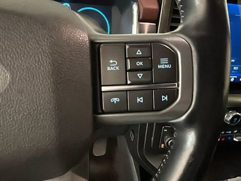Used 2021 Ford F150 Lariat w/ Equipment Group 502A High AWD/4WD image 18