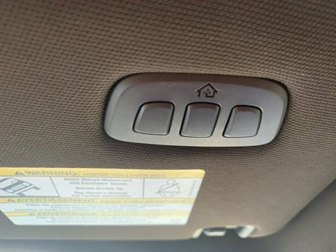 Used 2022 Ford F350 King Ranch w/ Chrome Package image 28