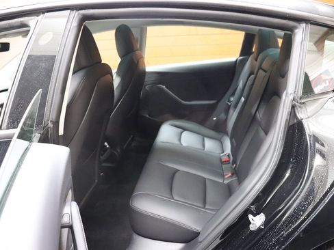 Used 2023 Tesla Model 3 Performance image 30