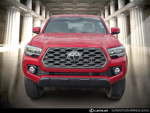 Used 2023 Toyota Tacoma TRD Off-Road w/ TRD Premium Off Road Package image 9