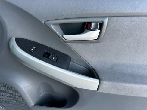 Used 2011 Toyota Prius Two FWD image 15