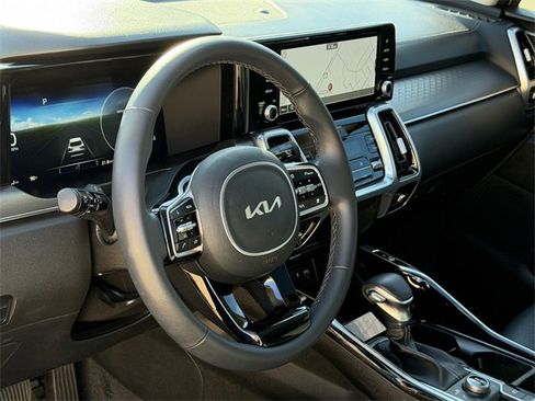 Used 2023 Kia Sorento SX image 20