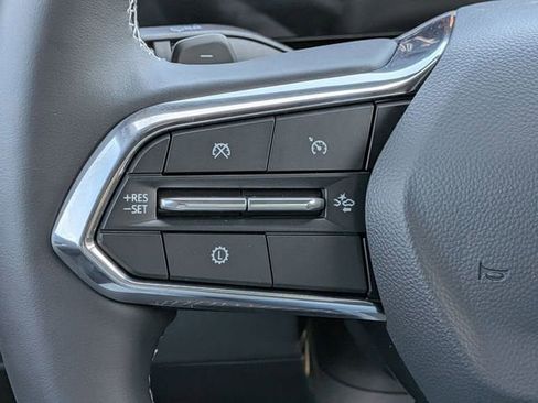 New 2026 Chevrolet Traverse LT w/ Sun and Wheel Package image 18