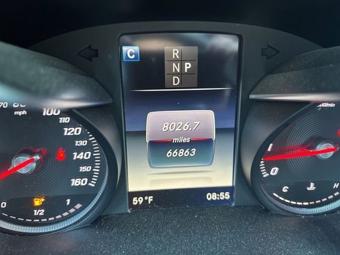 Used 2018 Mercedes-Benz C 300 Sedan image 8