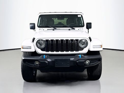 Used 2024 Jeep Wrangler Sport S w/ Convenience Group image 2