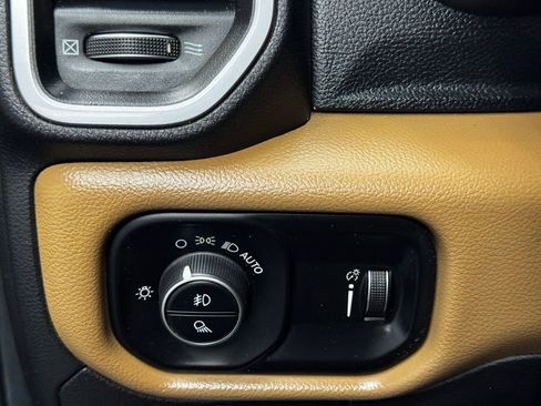 Used 2020 RAM 1500 Big Horn image 31