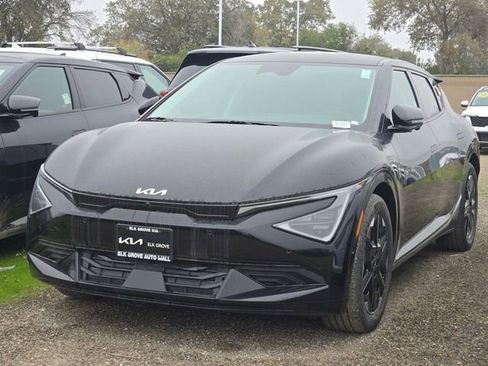 New 2025 Kia EV6 Wind image 3