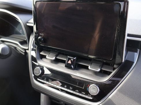 Used 2023 Toyota Corolla Cross AWD Hybrid image 11